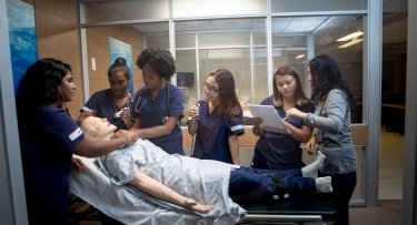 Mercy Nursing students get hands-on learning experiences at our state-of-the-art simulation labs