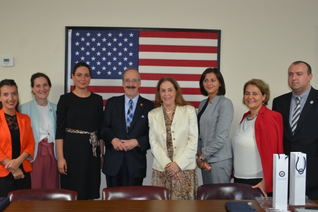 Delegates meeting with Congressman Eliot L Engel