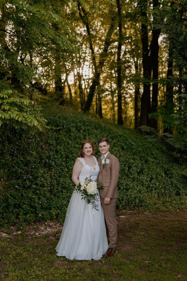 Maggie (Cotter) Kennedy ’17 and Rhett Kennedy ’18, two Mercy alumni, on their wedding day